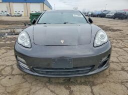 
										2011 Porsche Panamera full									