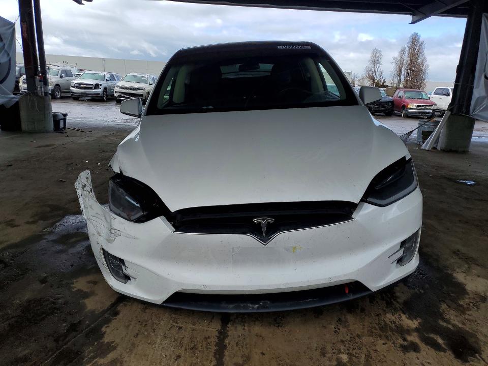 2017 Tesla Model x