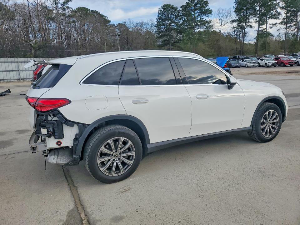 2023 Mercedes-benz Glc