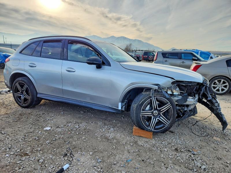 2024 Mercedes-benz Glc
