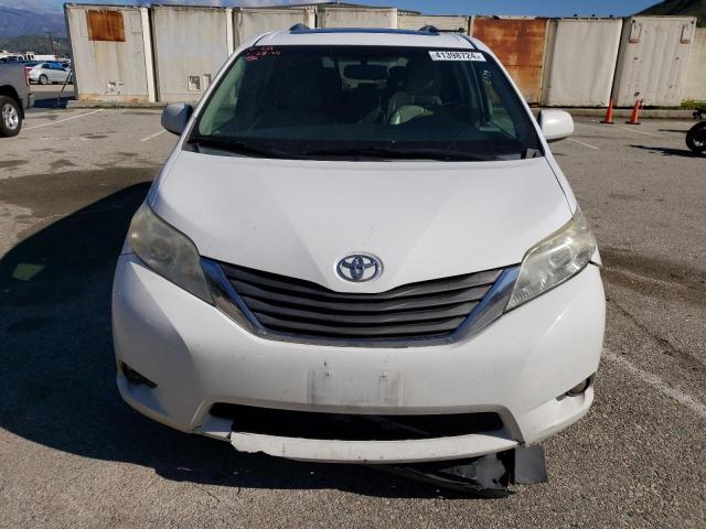 2013 Toyota Sienna xle