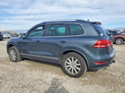 
										2011 Volkswagen Touareg full									