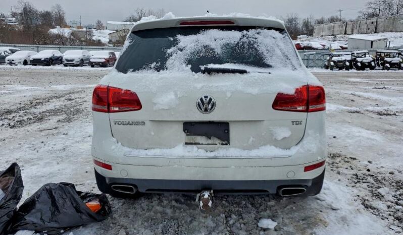 
								2014 Volkswagen Touareg full									