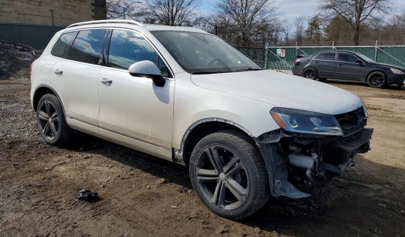 
								2017 Volkswagen Touareg full									