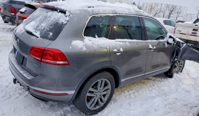 
								2015 Volkswagen Touareg full									