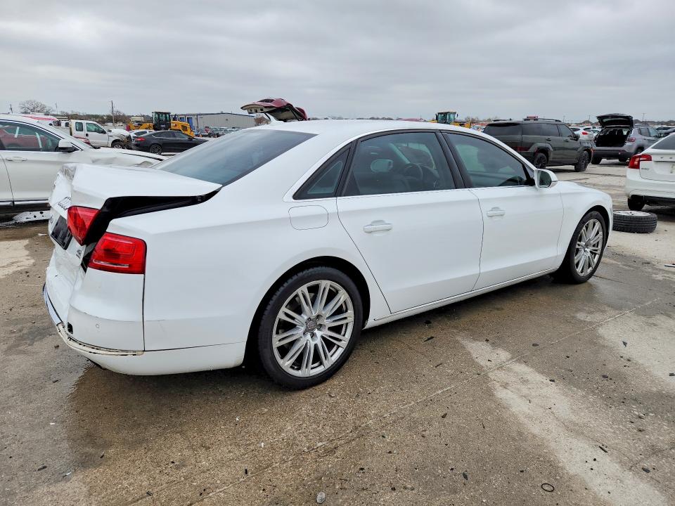 2011 Audi A8