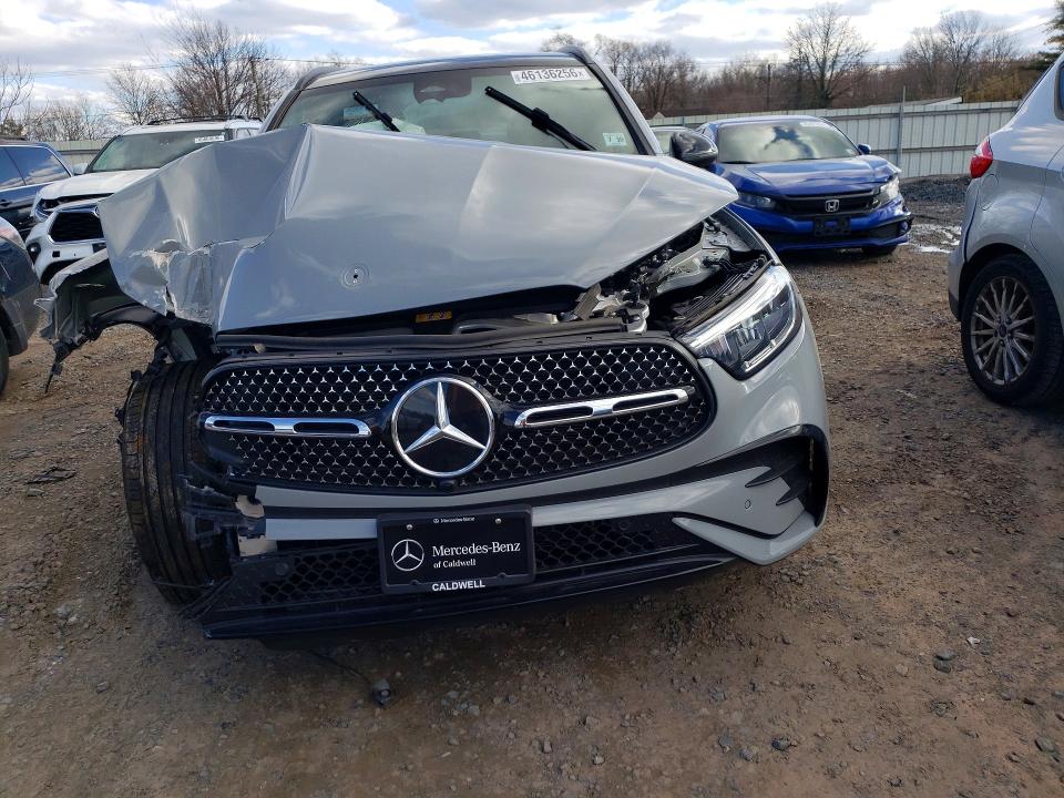 2025 Mercedes-benz Glc