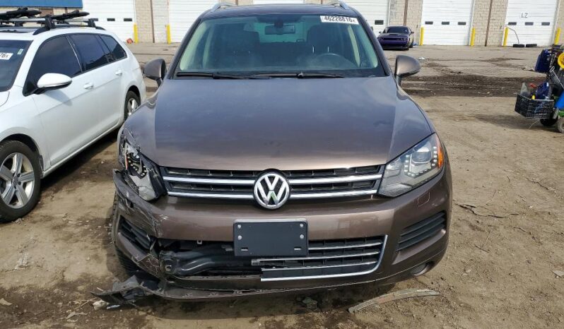 
								2012 Volkswagen Touareg full									
