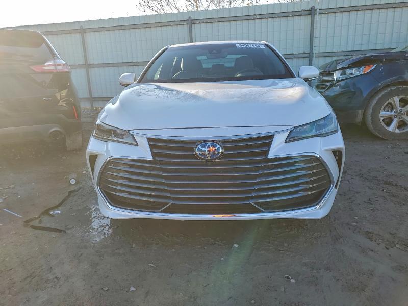 2021 Toyota Avalon