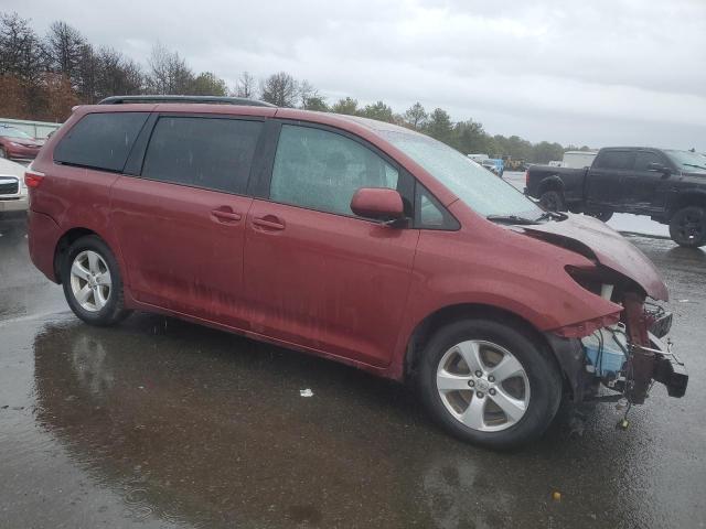 2016 Toyota Sienna