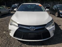 
										2017 Toyota Camry le full									