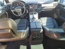 
										2014 Volkswagen Touareg full									