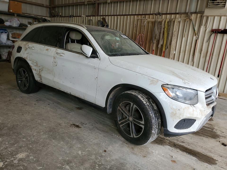 2017 Mercedes-benz Glc