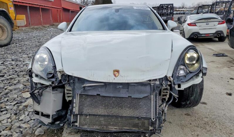 
								2013 Porsche Panamera full									