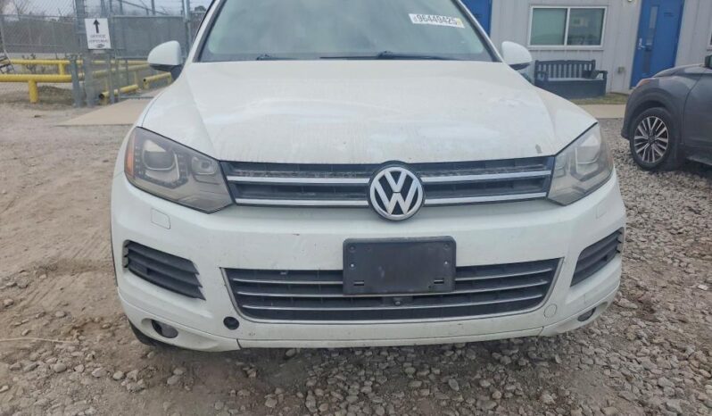 
								2014 Volkswagen Touareg full									