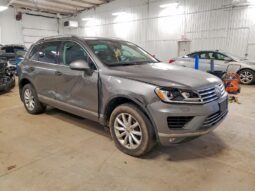 
										2016 Volkswagen Touareg full									