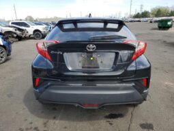 
										2021 Toyota C-hr full									