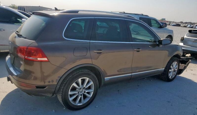 
								2013 Volkswagen Touareg full									