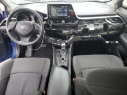 
										2020 Toyota C-hr full									