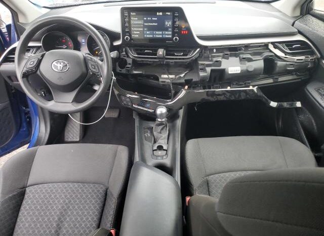 
								2020 Toyota C-hr full									