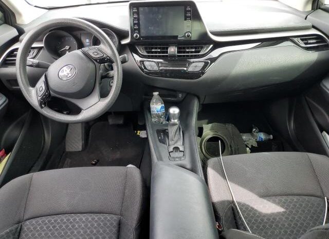 
								2021 Toyota C-hr full									