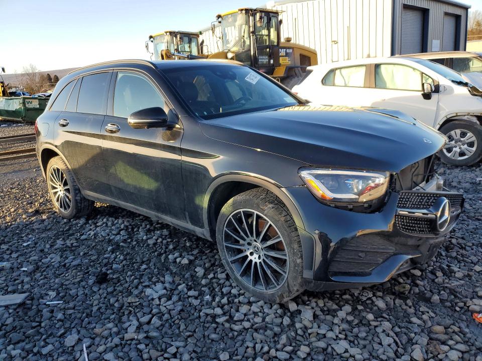 2021 Mercedes-benz Glc