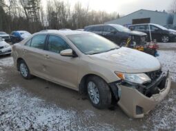 
										2012 Toyota Camry full									