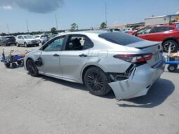 
										2021 Toyota Camry se full									