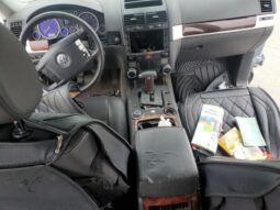 
										2004 Volkswagen Touareg full									