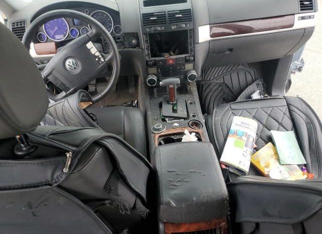 
								2004 Volkswagen Touareg full									