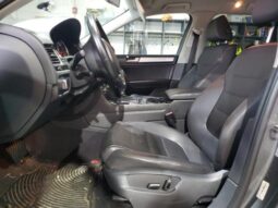 
										2014 Volkswagen Touareg full									