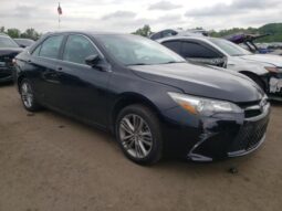 
										2016 Toyota Camry le full									