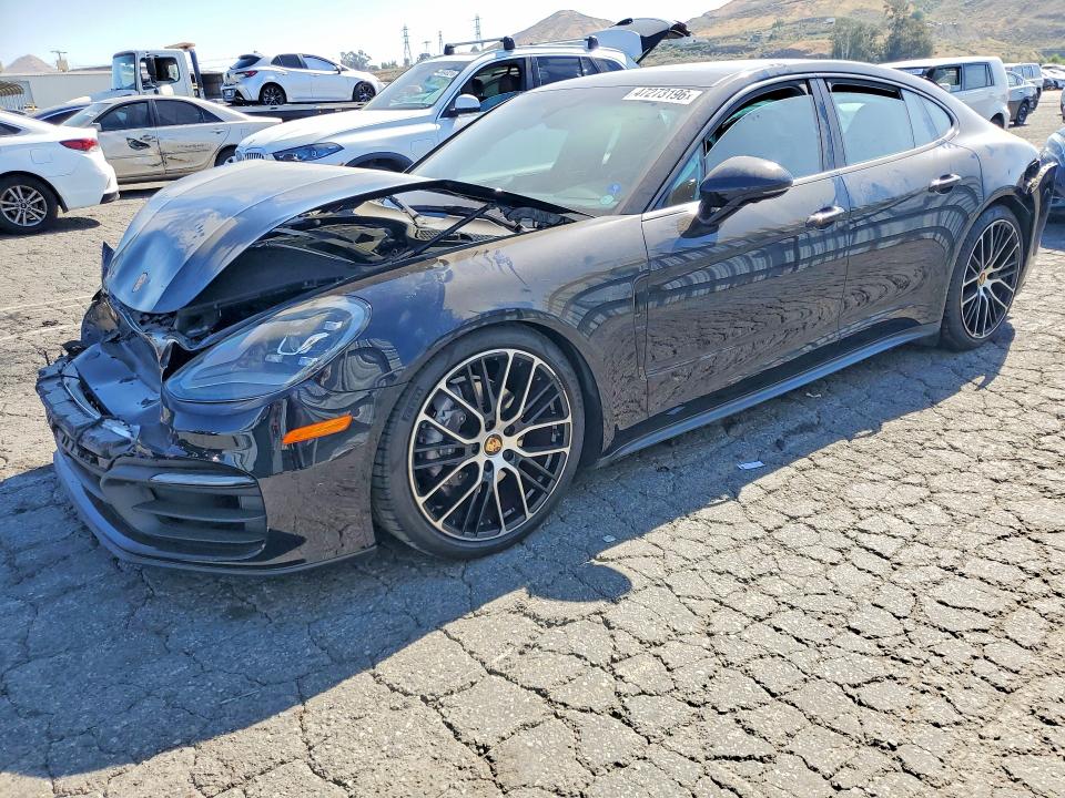 2022 Porsche Panamera