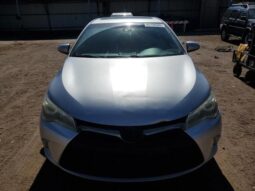 
										2016 Toyota Camry le full									