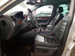 
										2008 Volkswagen Touareg full									