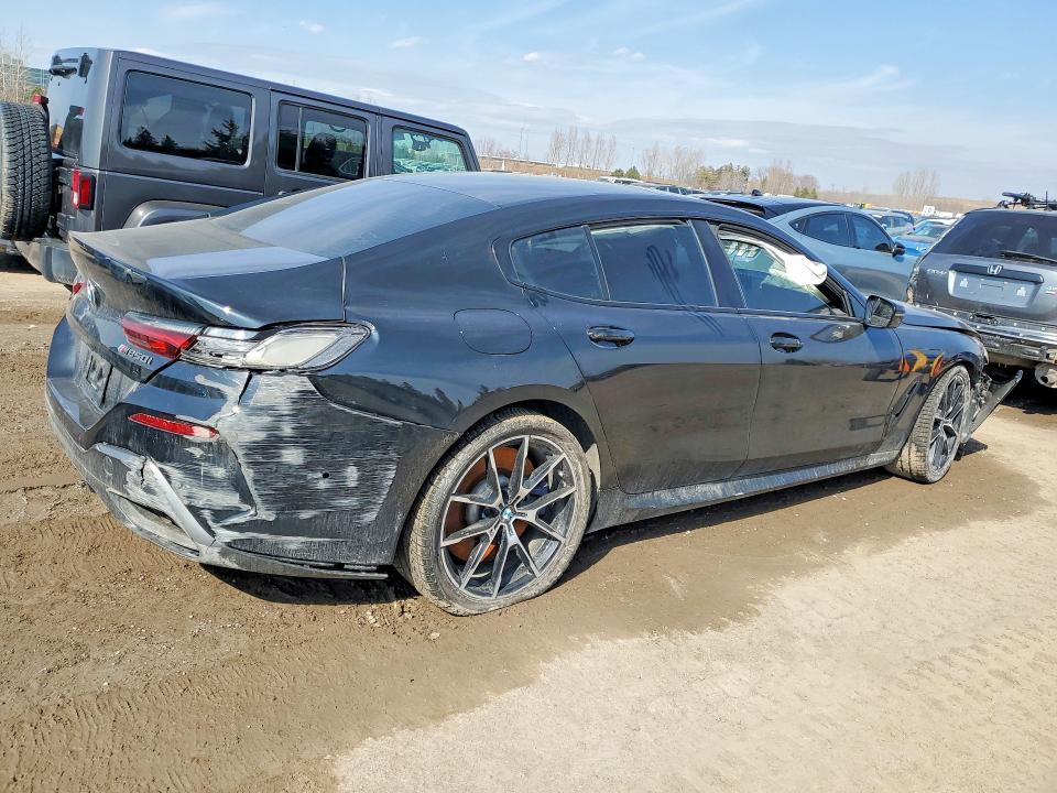 2020 BMW M8