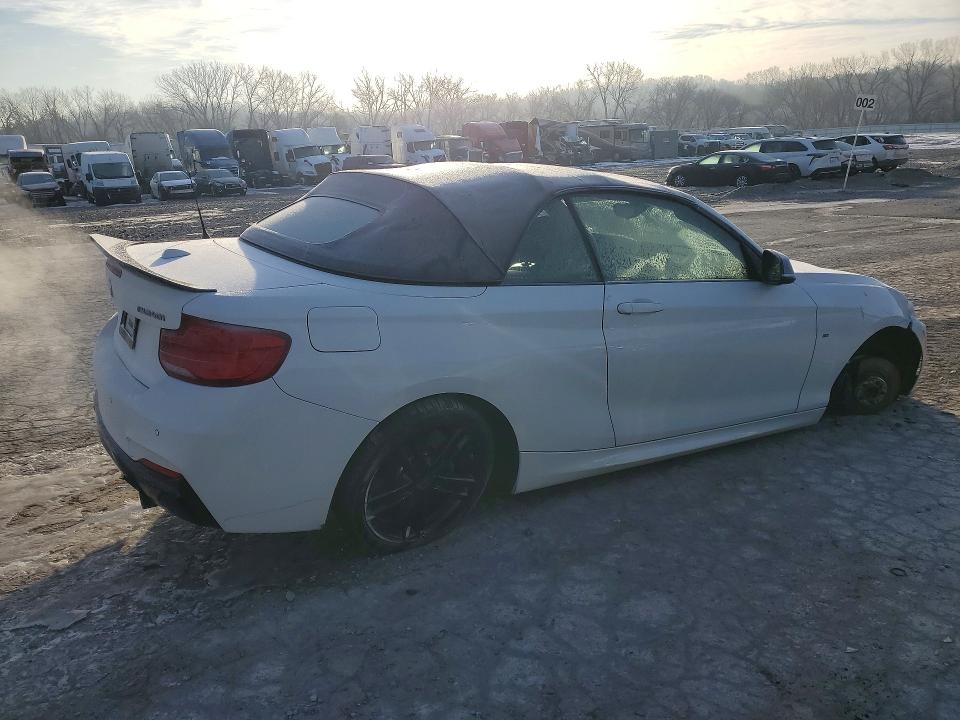 2019 BMW M2