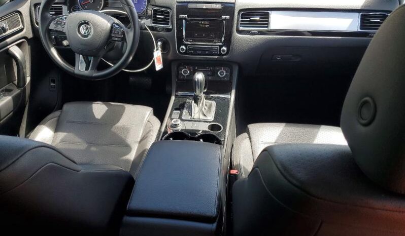 
								2014 Volkswagen Touareg full									