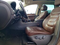 
										2012 Volkswagen Touareg full									
