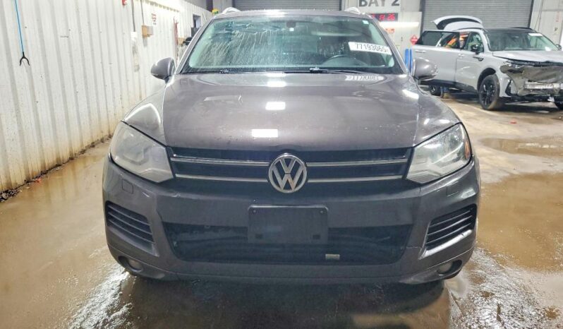 
								2012 Volkswagen Touareg full									