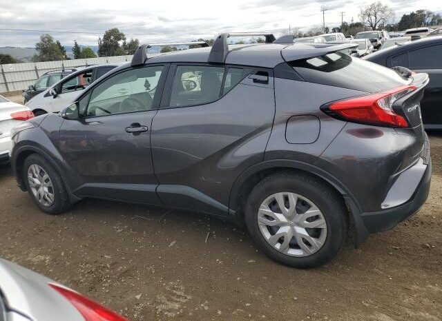 
								2021 Toyota C-hr full									