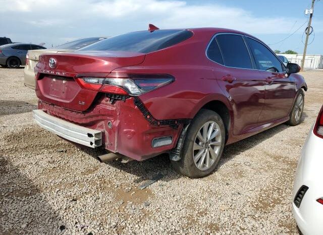 
								2021 Toyota Camry full									