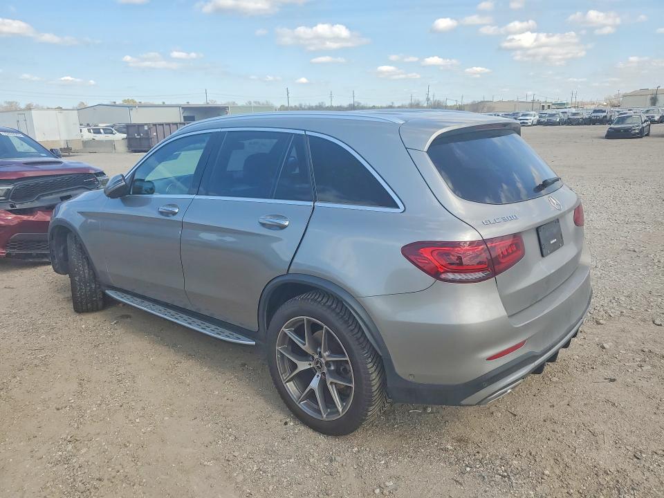2021 Mercedes-benz Glc