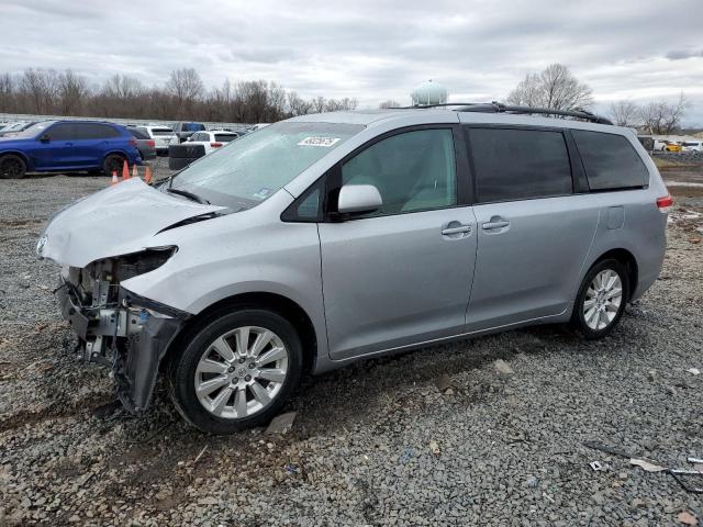 2013 Toyota Sienna xle