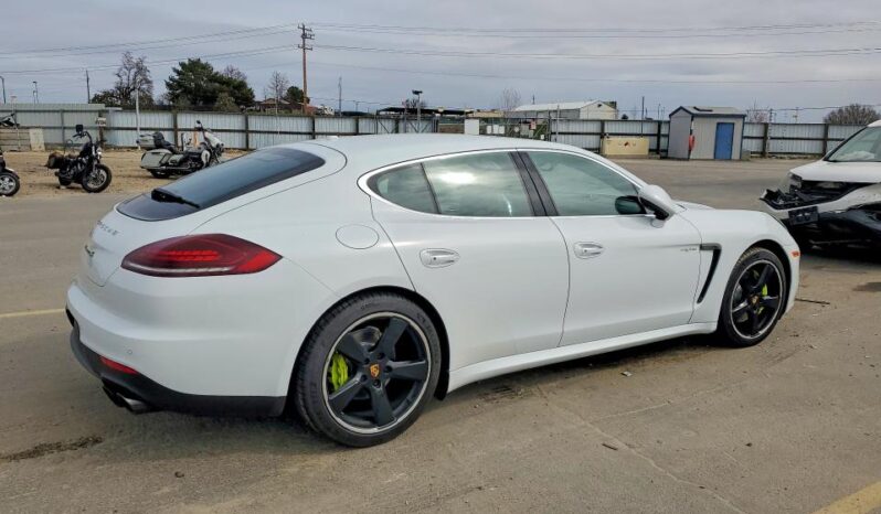 
								2016 Porsche Panamera full									
