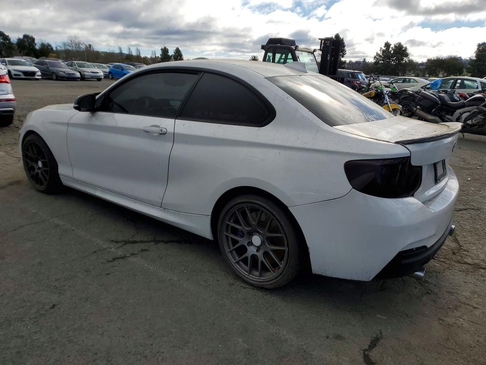 2016 BMW M235i