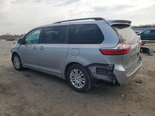 2017 Toyota Sienna xle