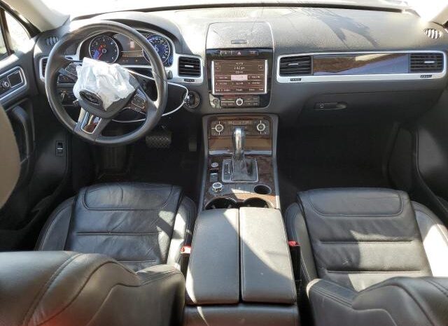 
								2013 Volkswagen Touareg full									