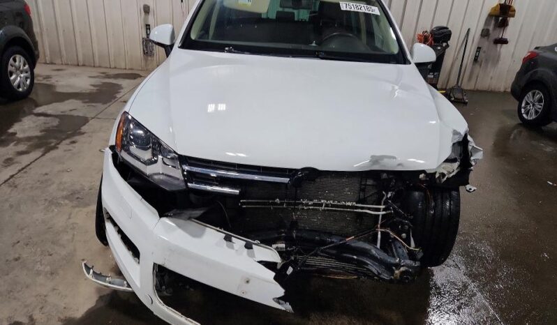 
								2014 Volkswagen Touareg full									