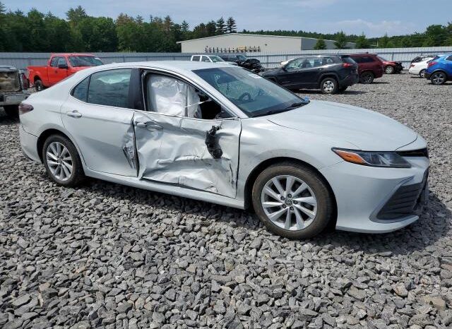 
								2022 Toyota Camry full									